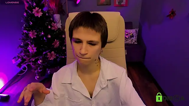 Moon13152 online show from January 2026 08:58:01 PM