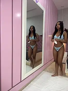 GabrielaLugo online show from December 2025 12:01:02 PM