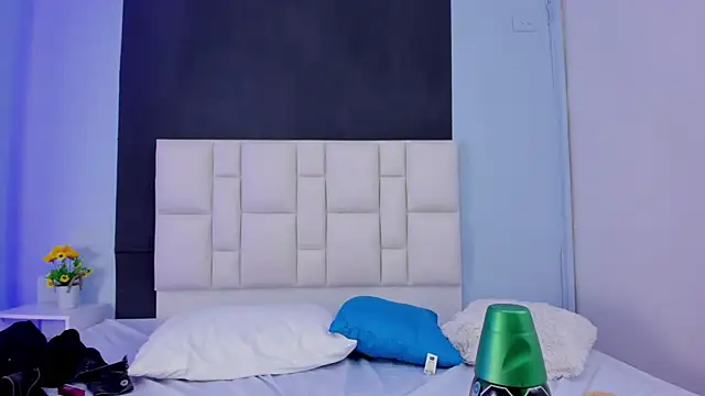 suzanelee online show from December 2024 12:45:01 PM