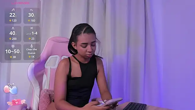 suzanelee online show from January 2025 09:25:02 PM