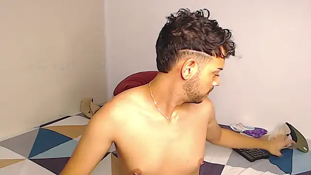 Logan cocky online show from January 2025 03:23:02 AM