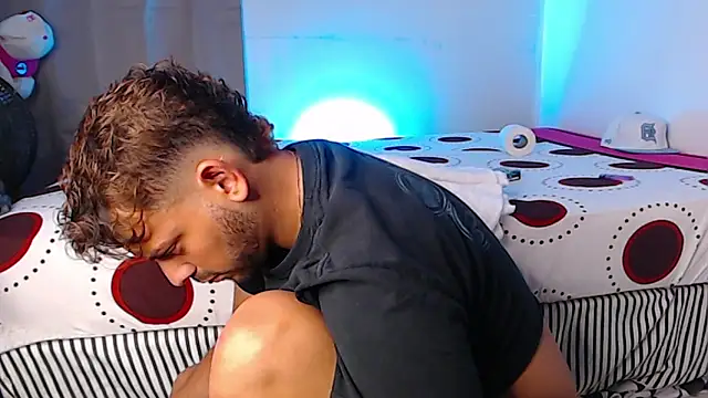 Logan cocky online show from March 2025 10:31:02 PM