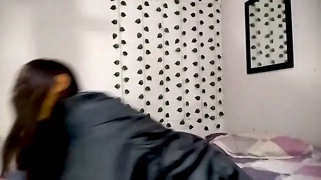 hotlatin92 online show from December 2024 12:38:02 PM