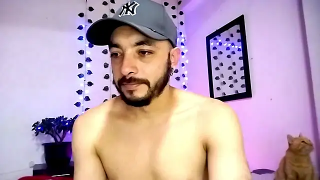 hotlatin92 online show from December 2024 03:02:02 AM