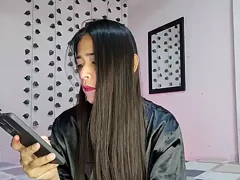 hotlatin92 online show from January 2025 10:43:01 AM