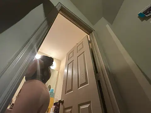 wynterheat online show from March 2025 05:18:02 AM