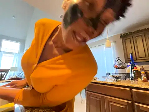 wynterheat online show from November 2025 10:21:02 PM