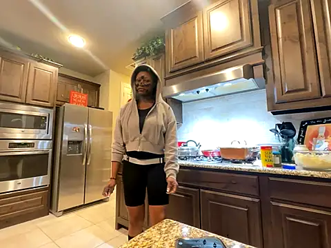 wynterheat online show from December 2025 03:55:02 AM