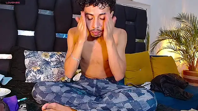 RyanRizzo online show from January 2025 01:20:01 AM