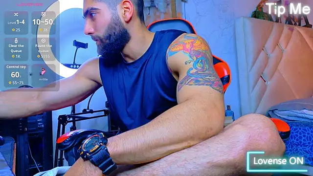 Rich boy01 online show from April 2026 11:03:01 PM