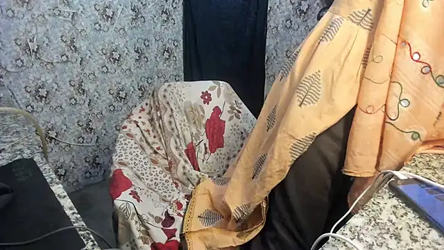 aarjulove online show from March 2025 05:38:02 PM