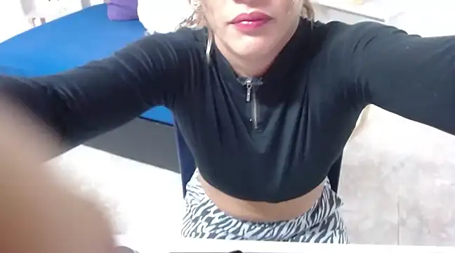 Suxxxy  online show from January 2025 01:42:02 AM