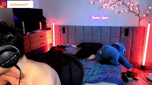 JordanShow online show from March 2026 02:45:01 PM