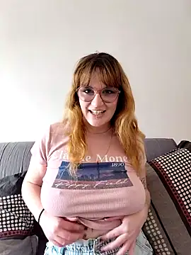 Snapshot of PrincesseMalicia chatting on February 2026 01:50:02 PM PrincesseMalicia online show from February 2026 01:50:02 PM