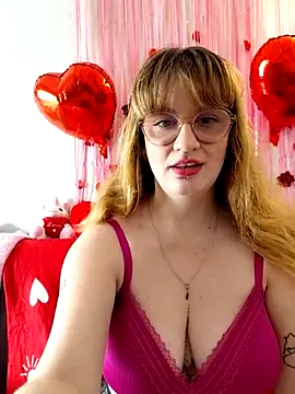 Snapshot of PrincesseMalicia chatting on February 2026 02:01:02 PM PrincesseMalicia online show from February 2026 02:01:02 PM