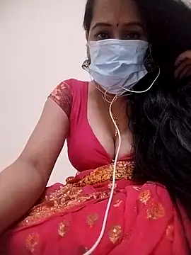 Snapshot of poojashine chatting on November 2025 06:19:02 PM poojashine online show from November 2025 06:19:02 PM