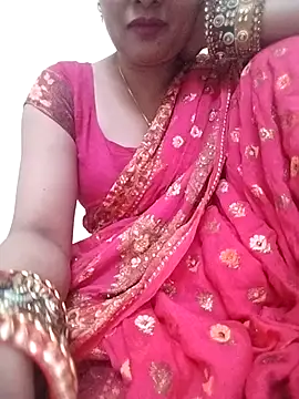 Snapshot of poojashine chatting on November 2025 06:28:02 PM poojashine online show from November 2025 06:28:02 PM