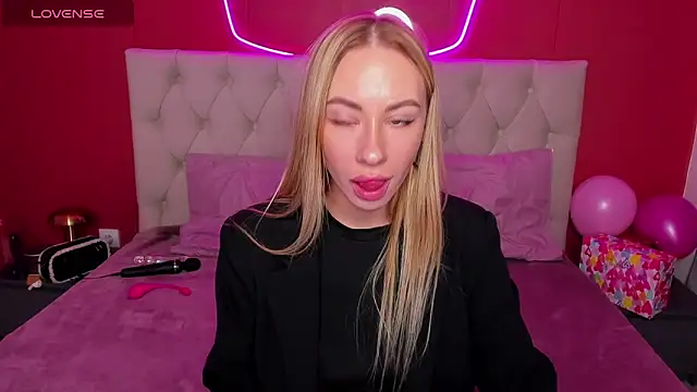 Diana Garrett online show from February 2025 08:52:02 AM