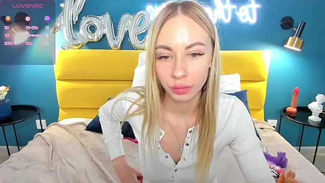 Diana Garrett online show from March 2025 04:58:02 AM