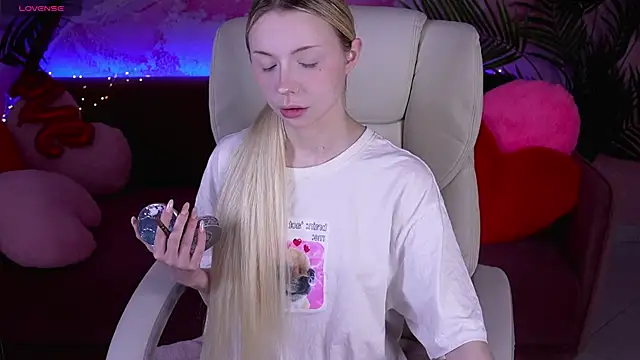 EviStar online show from February 2026 07:39:02 AM