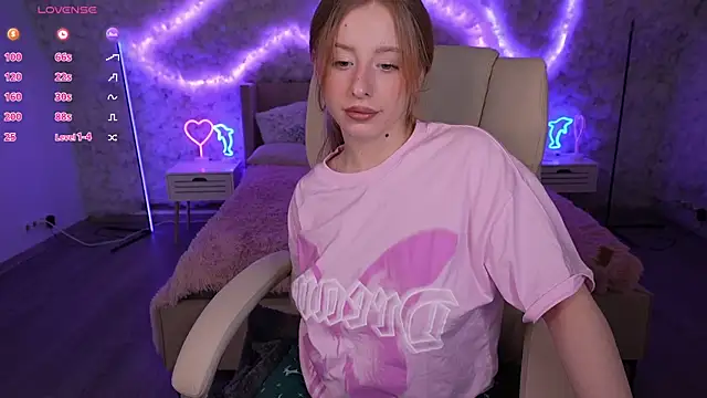 SilverrMoon online show from March 2025 02:59:02 AM