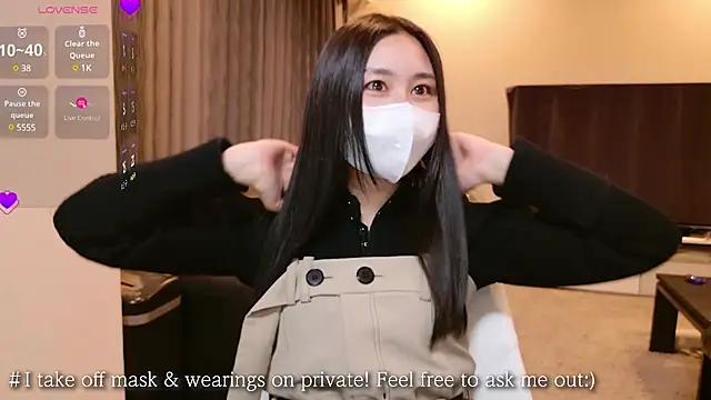 -satomi-jp online show from March 2025 01:49:02 PM