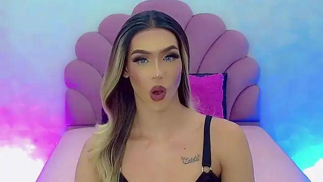 Snapshot of briana_sex32 chatting on January 2025 02:24:02 PM briana sex32 online show from January 2025 02:24:02 PM