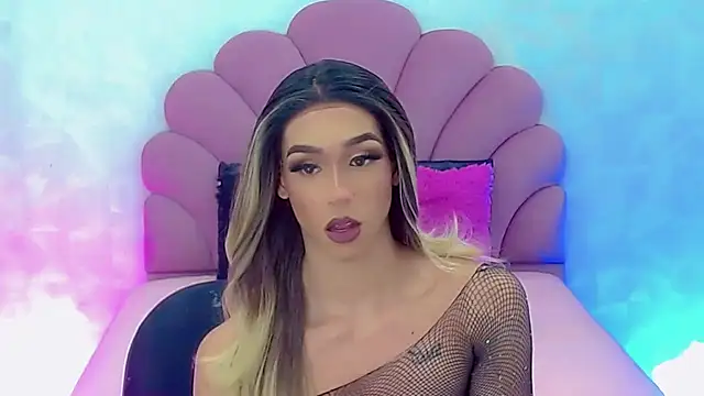 Snapshot of briana_sex32 chatting on January 2025 10:39:01 AM briana sex32 online show from January 2025 10:39:01 AM