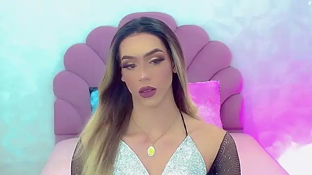 Snapshot of briana_sex32 chatting on January 2025 04:34:02 AM briana sex32 online show from January 2025 04:34:02 AM