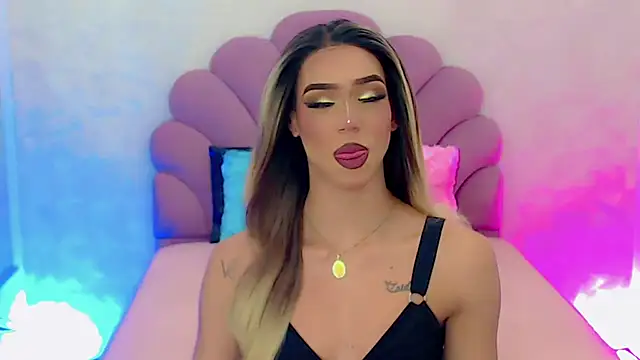 Snapshot of briana_sex32 chatting on January 2025 05:19:02 AM briana sex32 online show from January 2025 05:19:02 AM