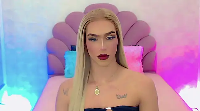 Snapshot of briana_sex32 chatting on February 2025 10:59:02 AM briana sex32 online show from February 2025 10:59:02 AM