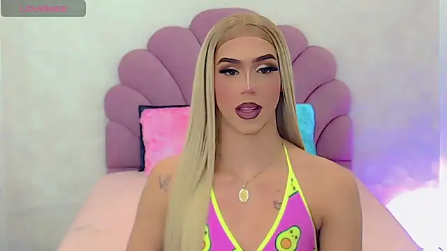 Snapshot of briana_sex32 chatting on February 2025 03:43:02 AM briana sex32 online show from February 2025 03:43:02 AM