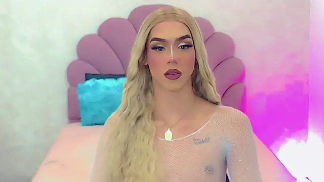 Snapshot of briana_sex32 chatting on February 2025 04:14:02 AM briana sex32 online show from February 2025 04:14:02 AM