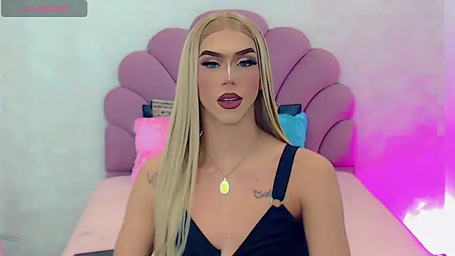 Snapshot of briana_sex32 chatting on February 2025 03:45:02 AM briana sex32 online show from February 2025 03:45:02 AM