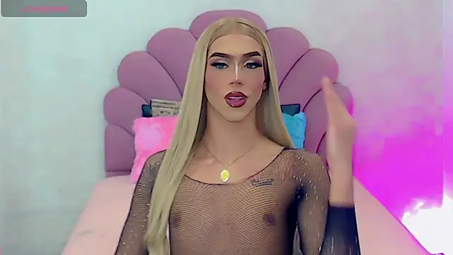 Snapshot of briana_sex32 chatting on February 2025 06:50:02 AM briana sex32 online show from February 2025 06:50:02 AM