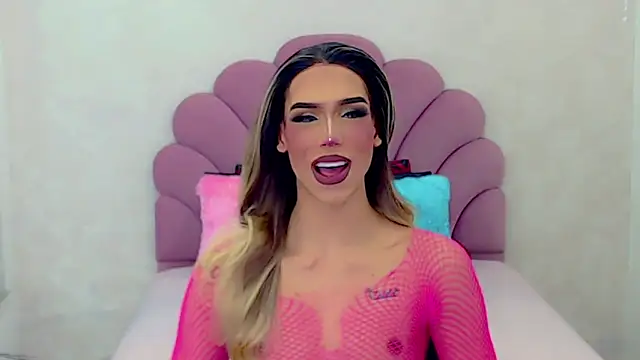 Snapshot of briana_sex32 chatting on March 2025 04:58:02 AM briana sex32 online show from March 2025 04:58:02 AM