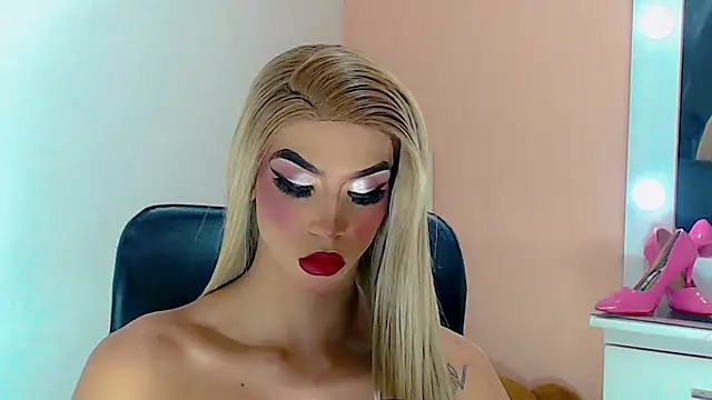 Snapshot of briana_sex32 chatting on November 2025 03:49:01 AM briana sex32 online show from November 2025 03:49:01 AM