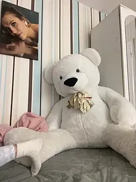 Liya my online show from December 2025 07:32:01 PM