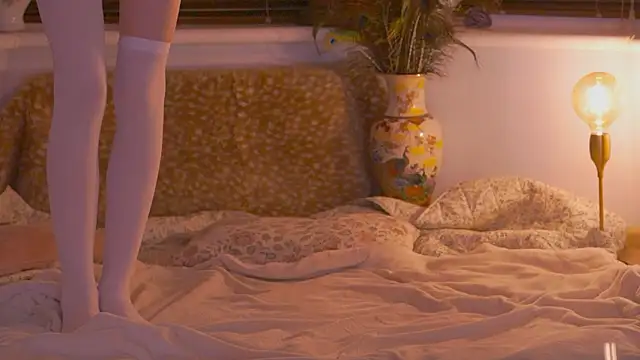 divinelights online show from March 2026 12:17:01 AM