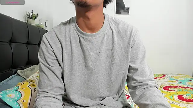 RoddyRich11 online show from February 2025 10:54:01 PM