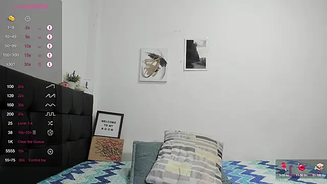 RoddyRich11 online show from October 2025 11:43:01 AM