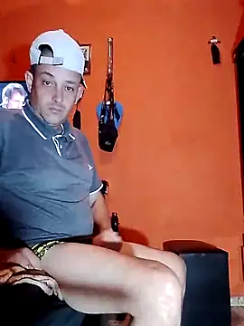 Fabiocapao01 online show from September 2025 09:58:01 PM