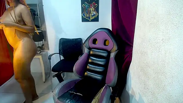 diabla sexyboobs online show from January 2026 03:44:01 AM