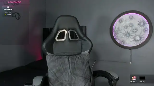 khriss brown online show from September 2025 09:18:01 PM