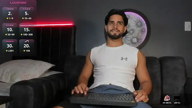 khriss brown online show from December 2025 10:26:01 PM