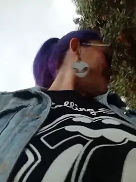 sophie banger online show from October 2025 09:15:01 PM