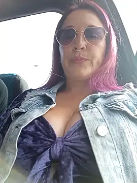 Snapshot of sophie_banger chatting on May 2026 08:37:01 PM sophie banger online show from May 2026 08:37:01 PM