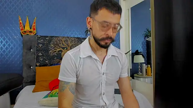 leondevereda online show from February 2025 07:31:02 PM