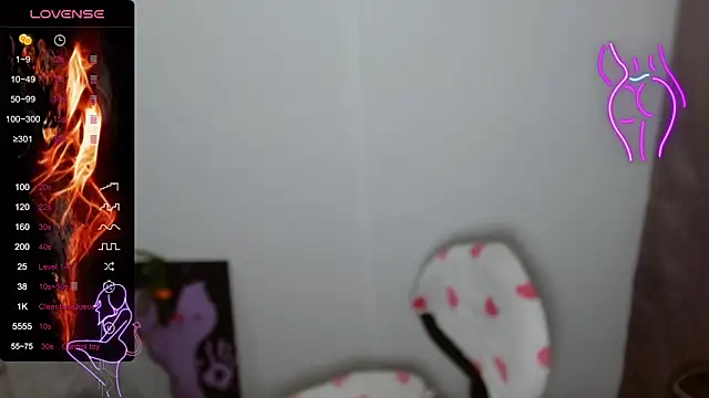 TRIXIE TANG28 online show from February 2025 03:11:02 AM