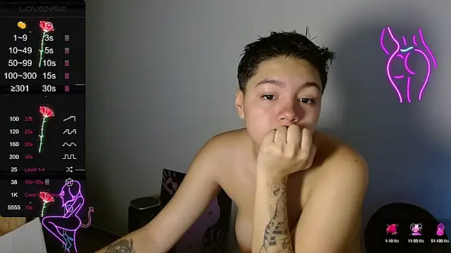 TRIXIE TANG28 online show from March 2025 11:04:02 PM